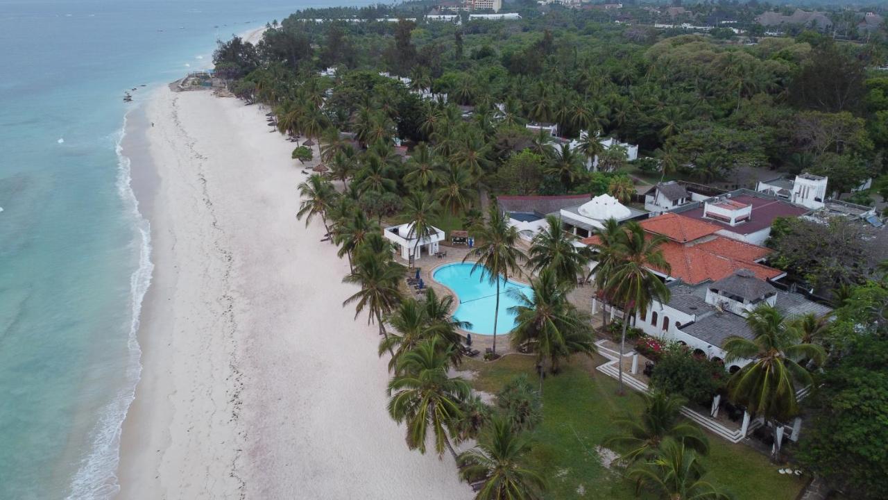 Jacaranda Indian Ocean Beach Resort Diani Beach Exterior photo